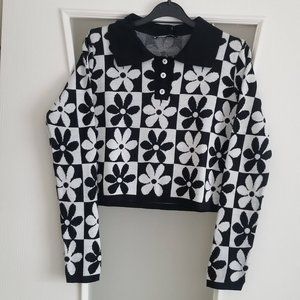 Black and White Checkered Flower Crop Sweater